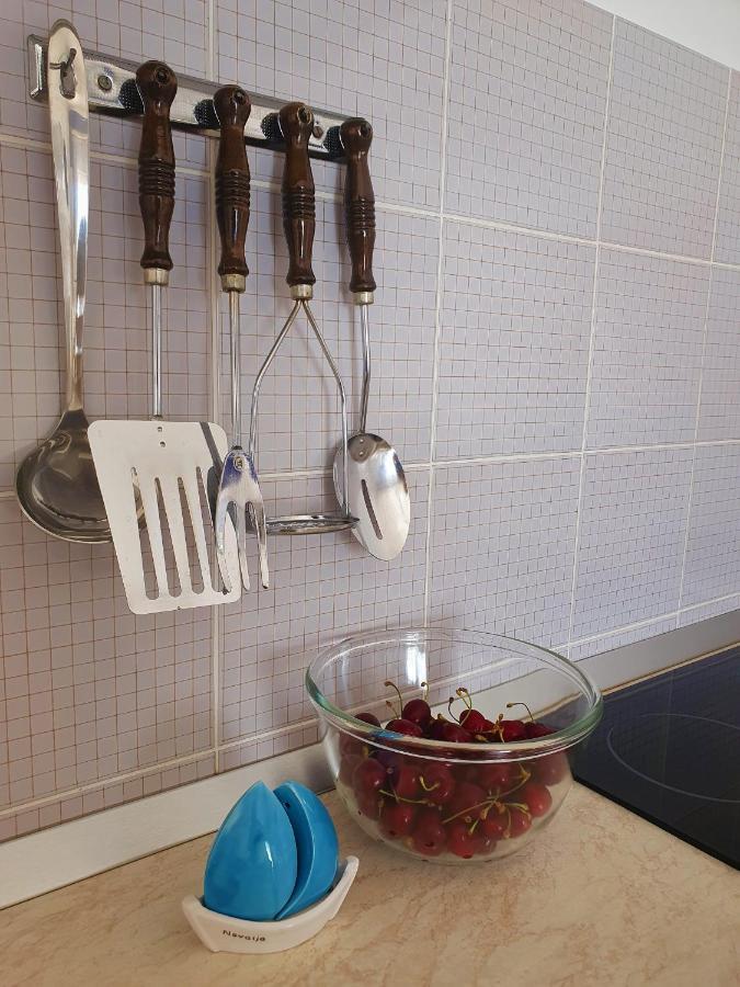 ノヴァリャ F• R• I• E• N• D• S• Bed & Breakfast エクステリア 写真